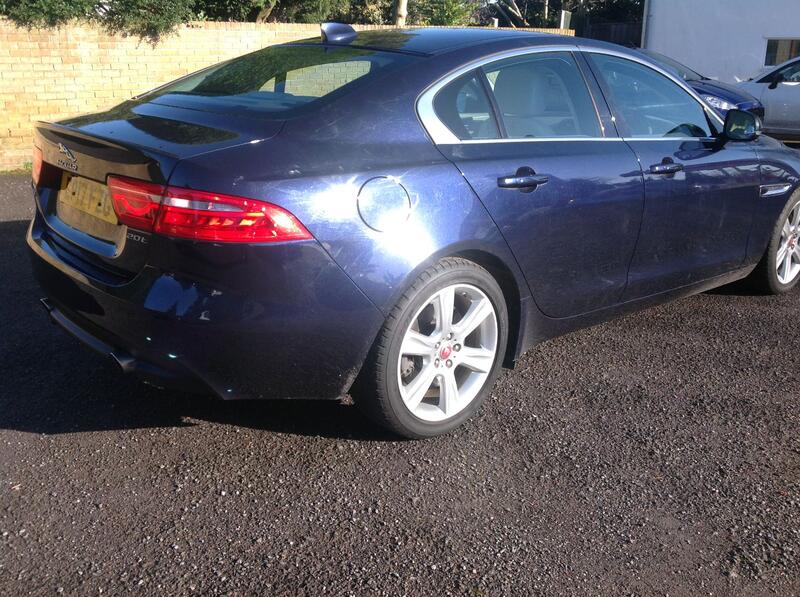JAGUAR XE