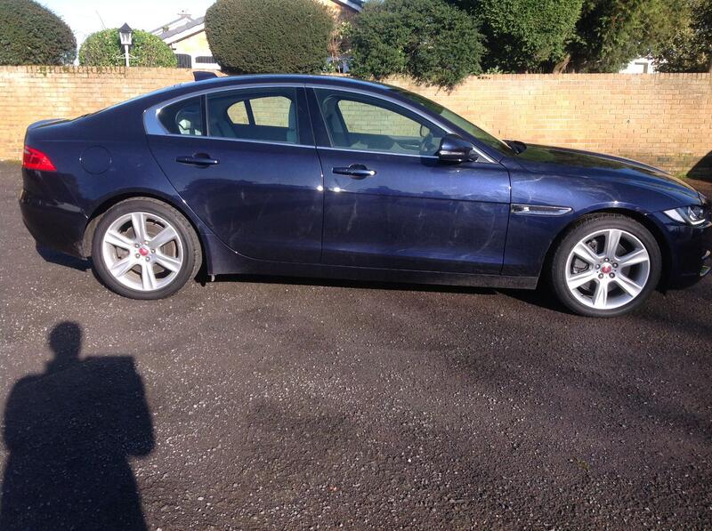 JAGUAR XE