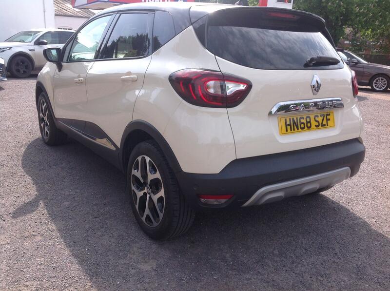 RENAULT CAPTUR