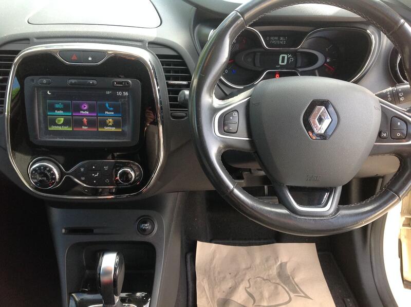 RENAULT CAPTUR