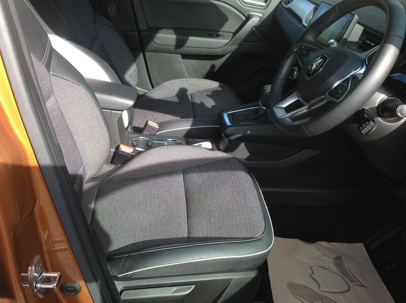 RENAULT CAPTUR