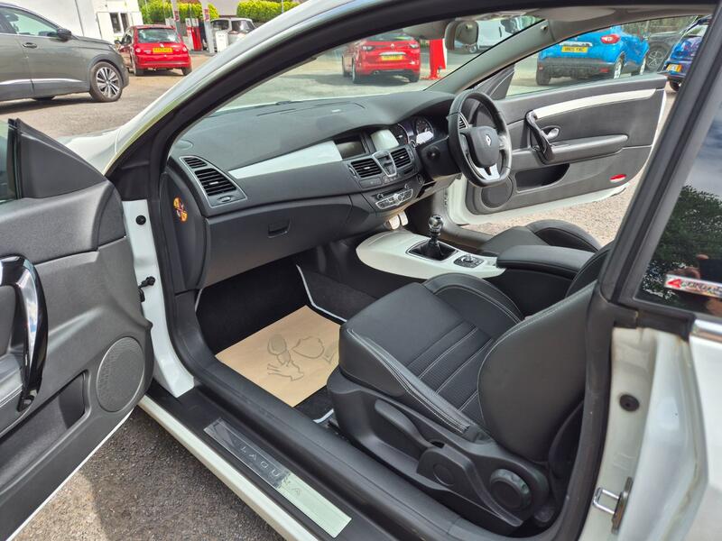 RENAULT LAGUNA