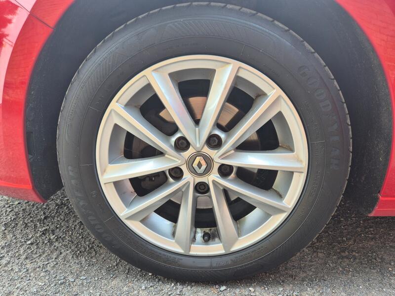 RENAULT MEGANE