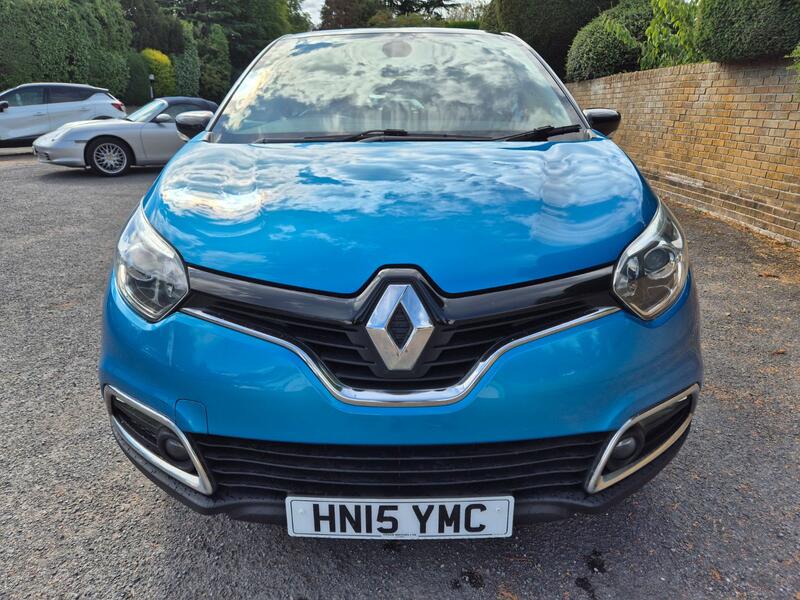 View RENAULT CAPTUR 1.5 Dynamique MediaNav dCi 90 Stop & Start
