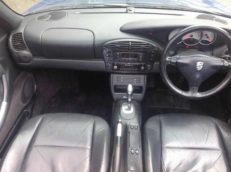 PORSCHE BOXSTER