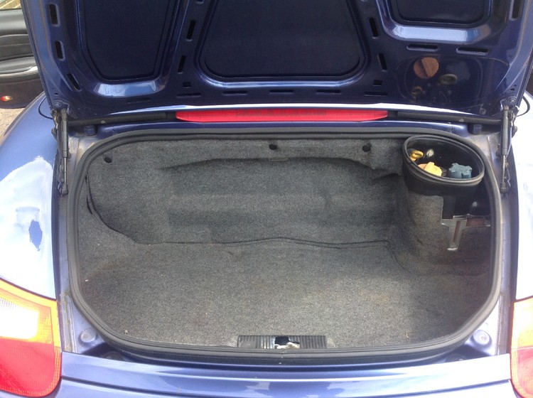 PORSCHE BOXSTER