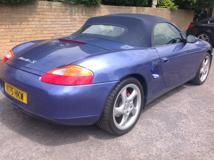 PORSCHE BOXSTER
