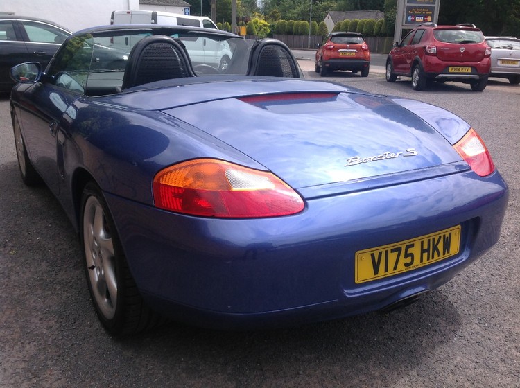 PORSCHE BOXSTER