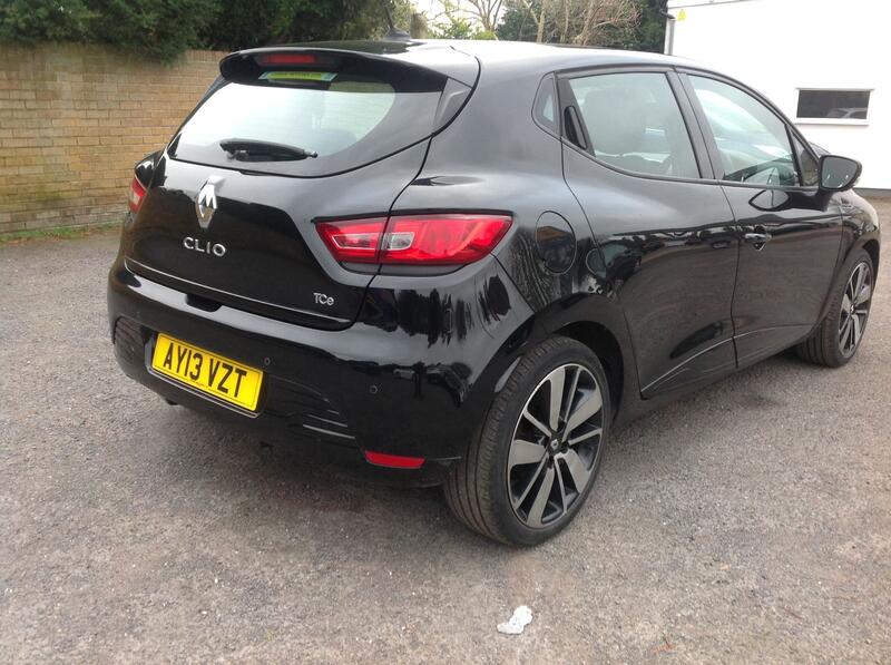 RENAULT CLIO