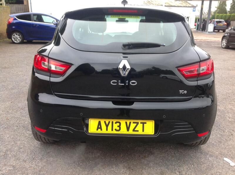 RENAULT CLIO