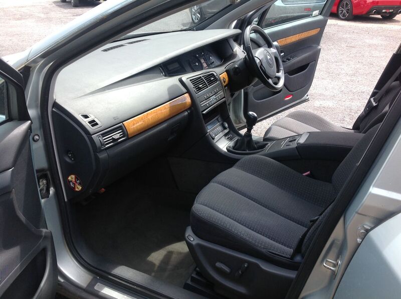 RENAULT VEL SATIS